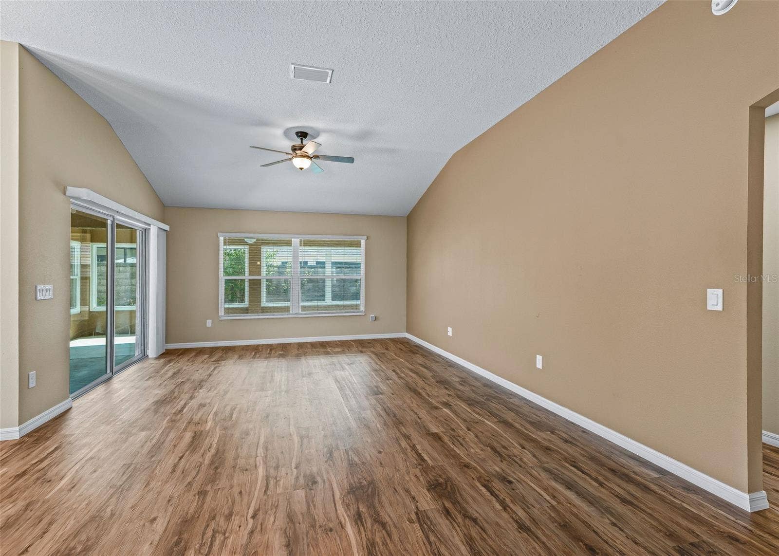 2414 NELLIE ROAD, The Villages, FL 32163 2414 NELLIE ROAD, The Villages, FL 32163
