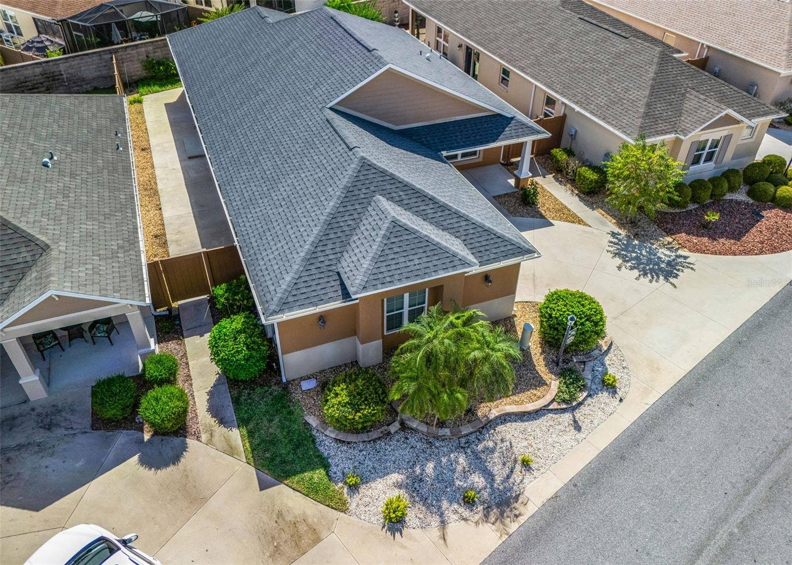 2414 NELLIE ROAD, The Villages, FL 32163 2414 NELLIE ROAD, The Villages, FL 32163