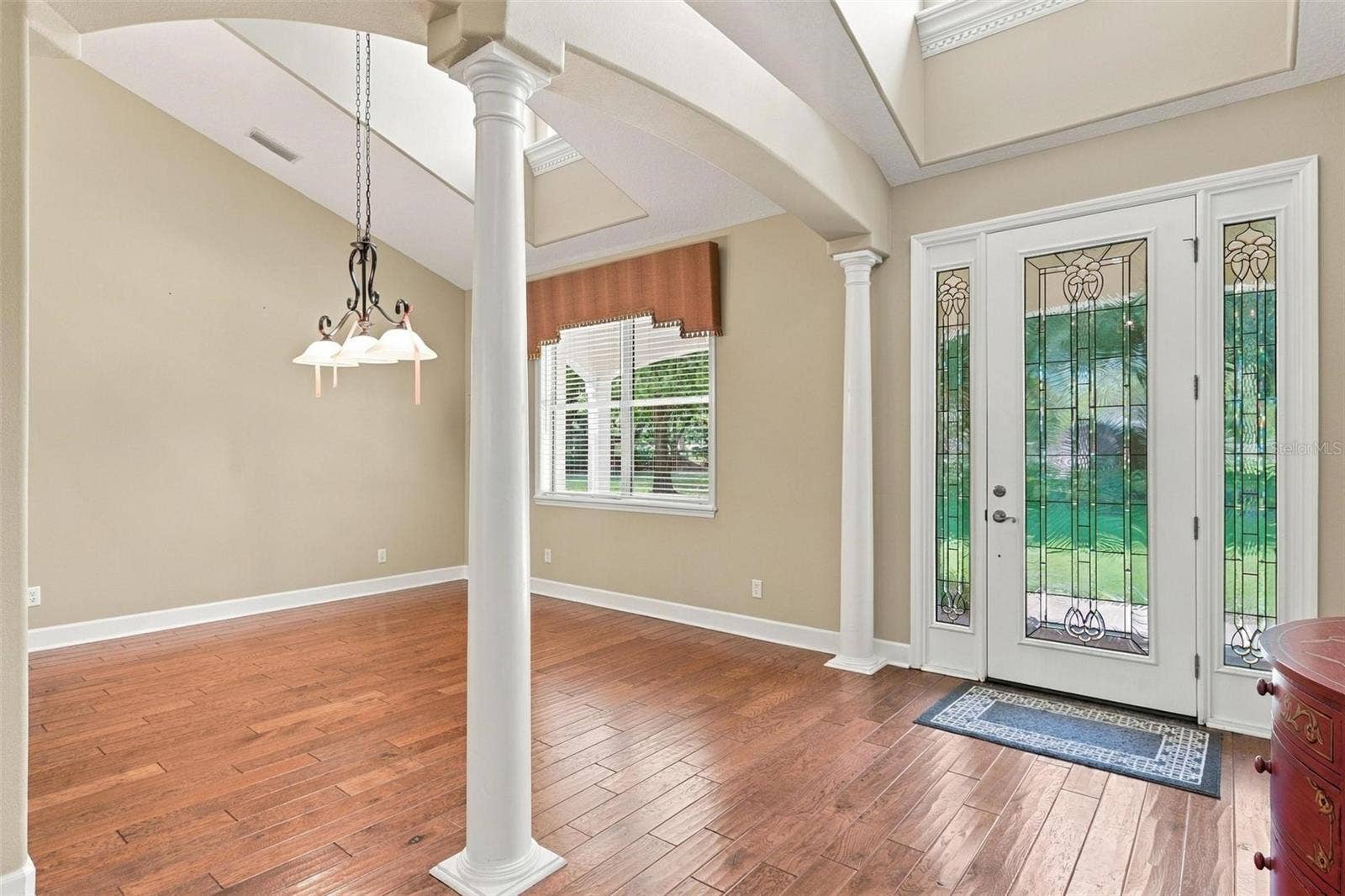 15330 SKY LAKE LANE, Tavares, FL 32778 FOYER