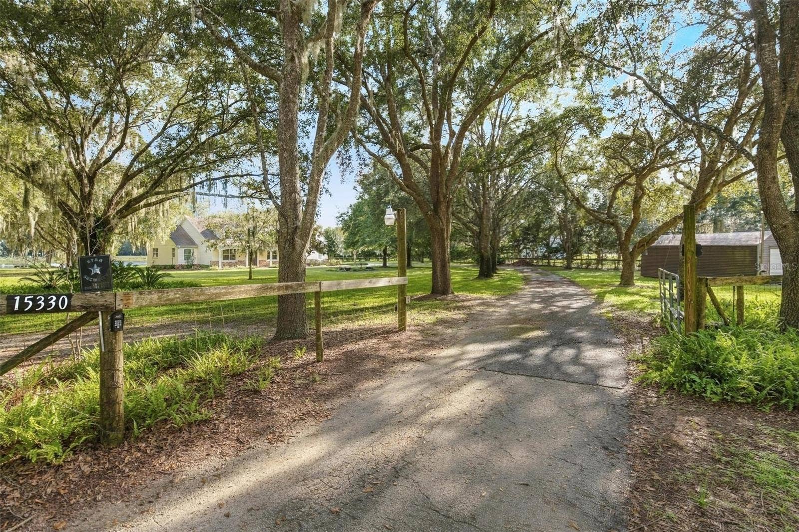 15330 SKY LAKE LANE, Tavares, FL 32778 PRIVATE GATE