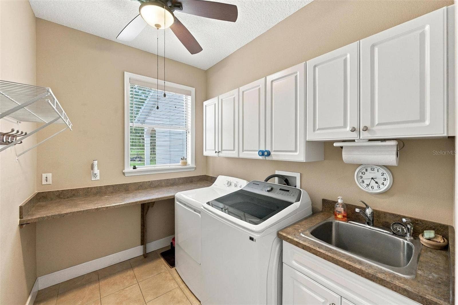 15330 SKY LAKE LANE, Tavares, FL 32778 OFFICE