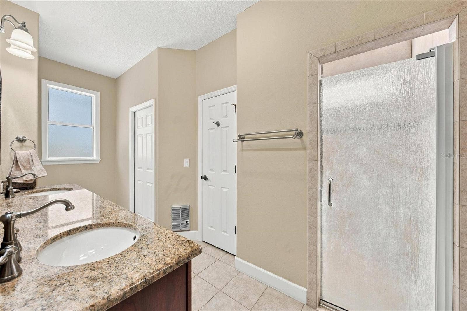 15330 SKY LAKE LANE, Tavares, FL 32778 PRIMARY SUITE ENSUITE