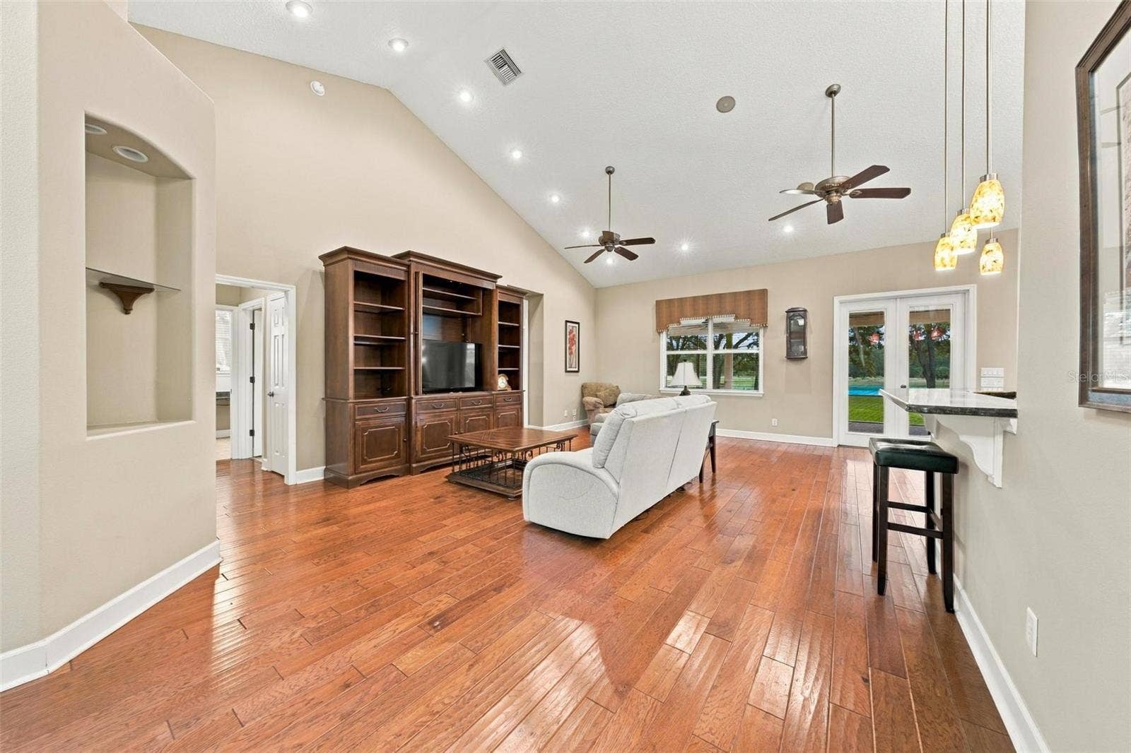 15330 SKY LAKE LANE, Tavares, FL 32778 FORMAL DINING ROOM
