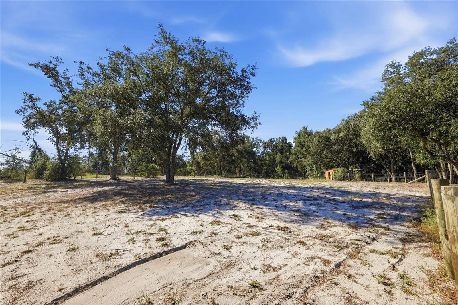 2138 LAKE ELLA ROAD, Fruitland Park, FL 34731