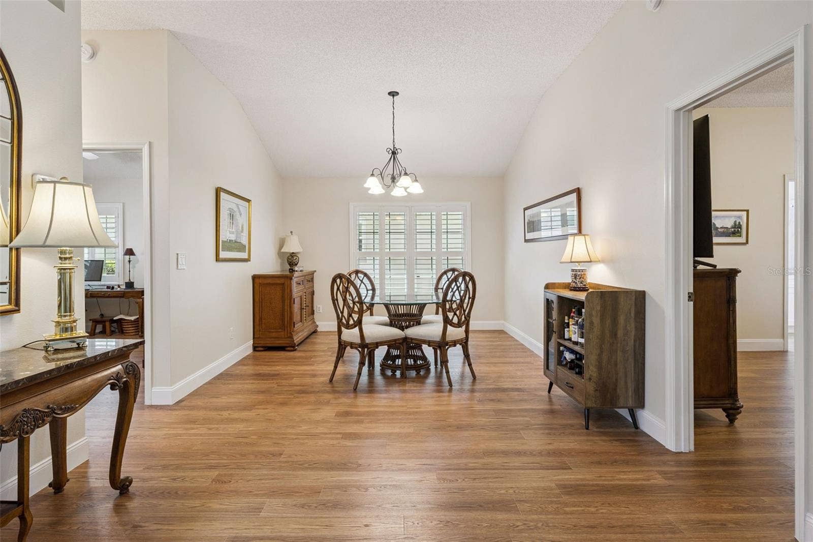 5853 PRINCESS CAROLINE PLACE, Leesburg, FL 34748 A great way to gather