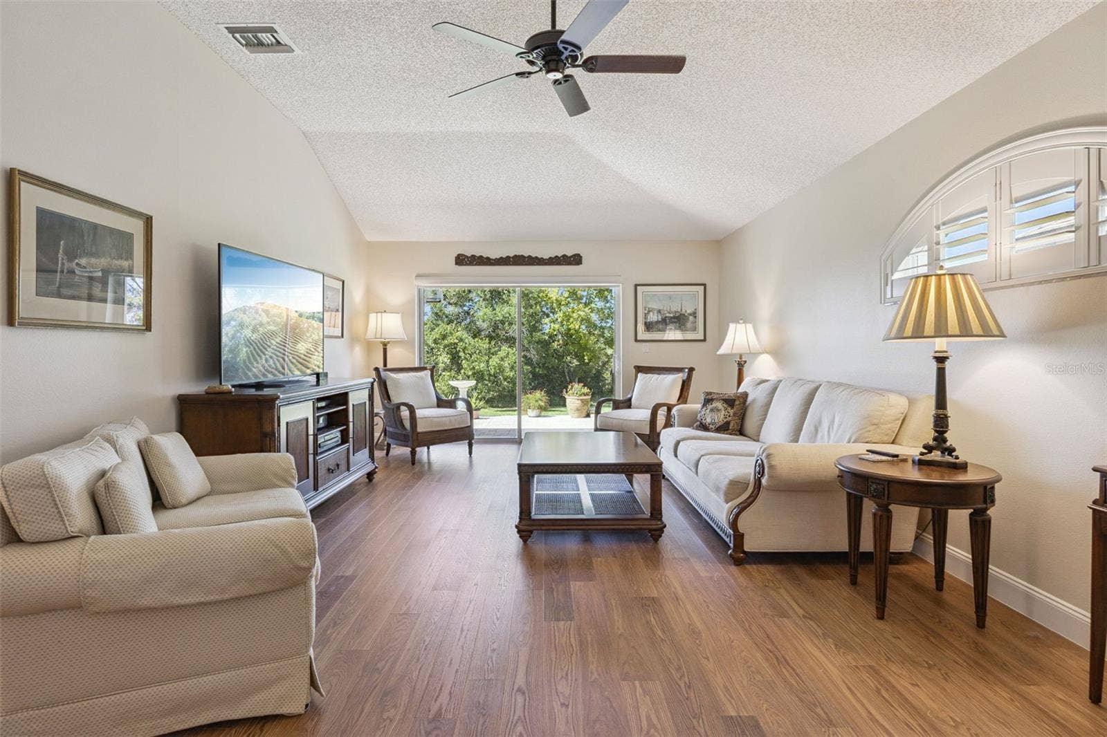 5853 PRINCESS CAROLINE PLACE, Leesburg, FL 34748 Living Room