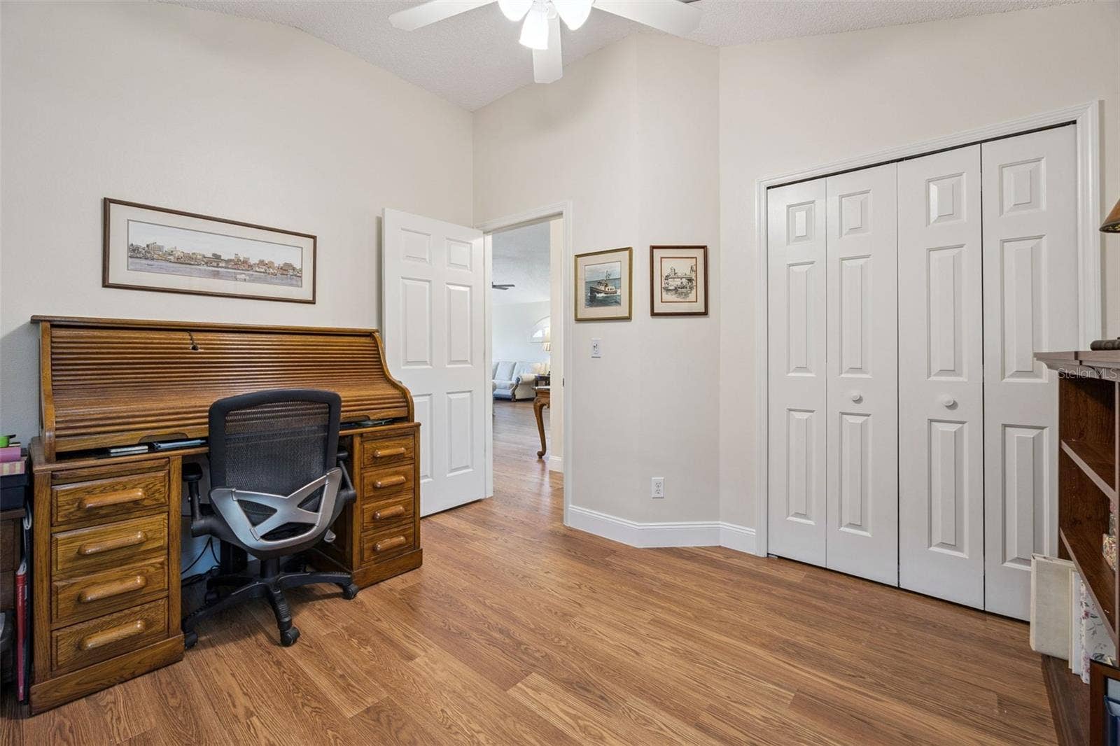 5853 PRINCESS CAROLINE PLACE, Leesburg, FL 34748 Guests will be comfortable