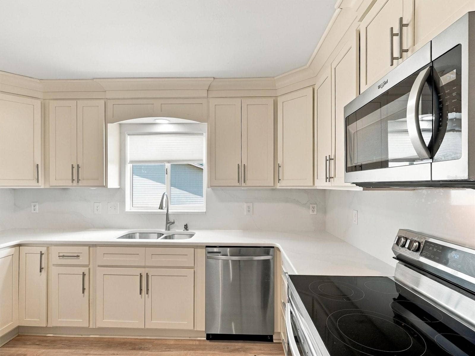 9892 SE 177TH LANE, Summerfield, FL 34491 Custom Built Cabinets and New Appliances