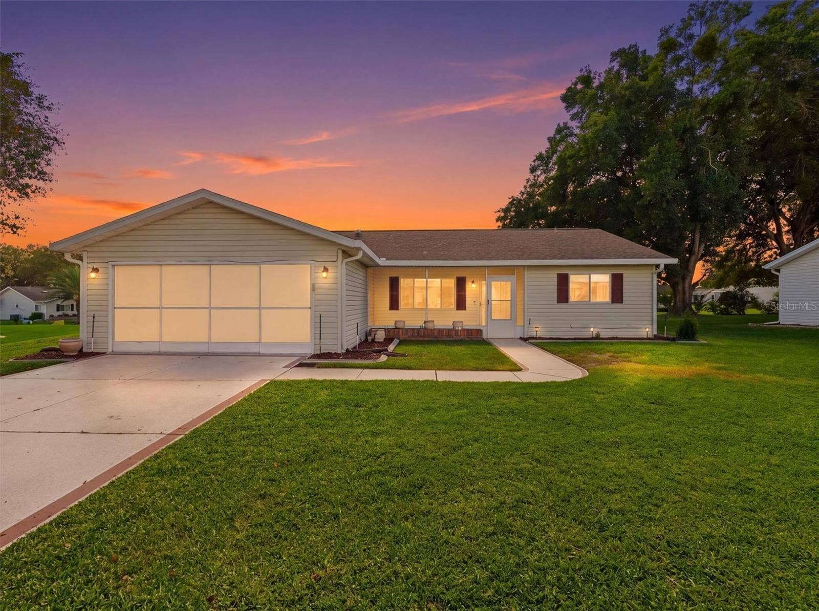 9892 SE 177TH LANE, Summerfield, FL 34491 Welcome to this beautiful home in Spruce Creek South.