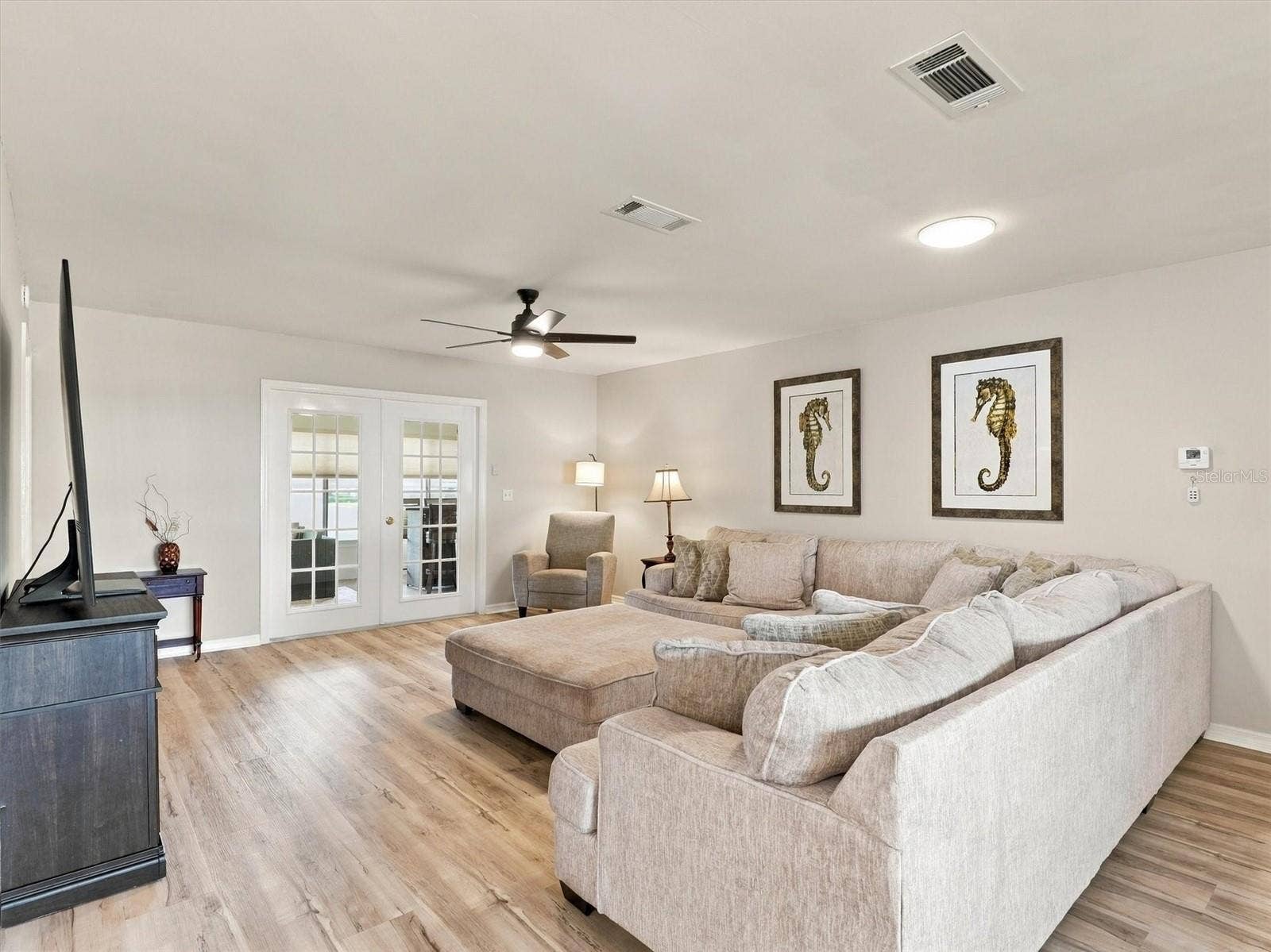 9892 SE 177TH LANE, Summerfield, FL 34491 Furnished large living room