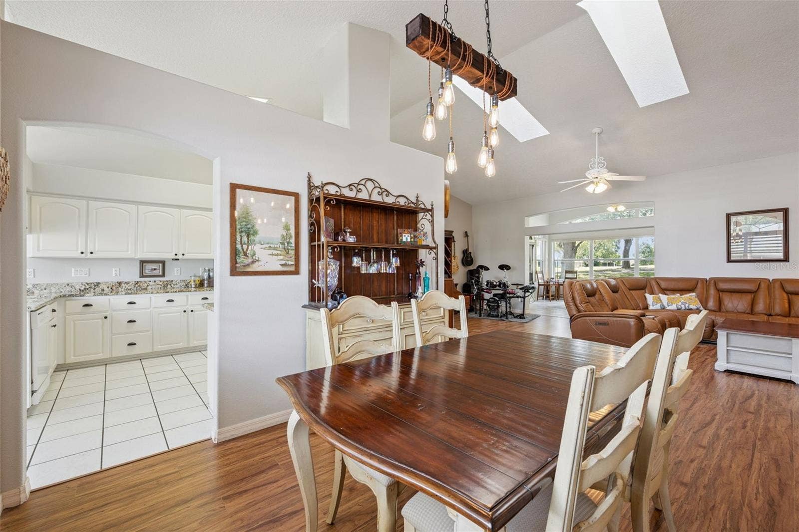 21113 EDINBOROUGH PLACE, Leesburg, FL 34748 Formal Dining