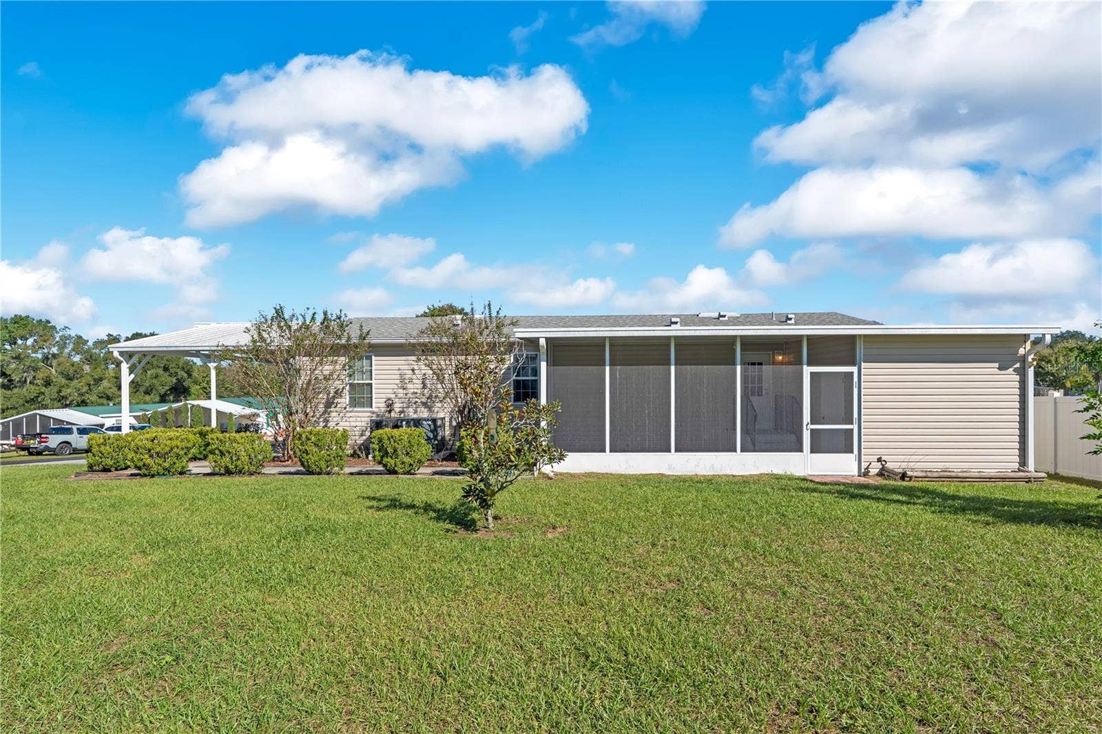 11914 SUSSEX HILL WAY, Leesburg, FL 34788 11914 SUSSEX HILL WAY, Leesburg, FL 34788