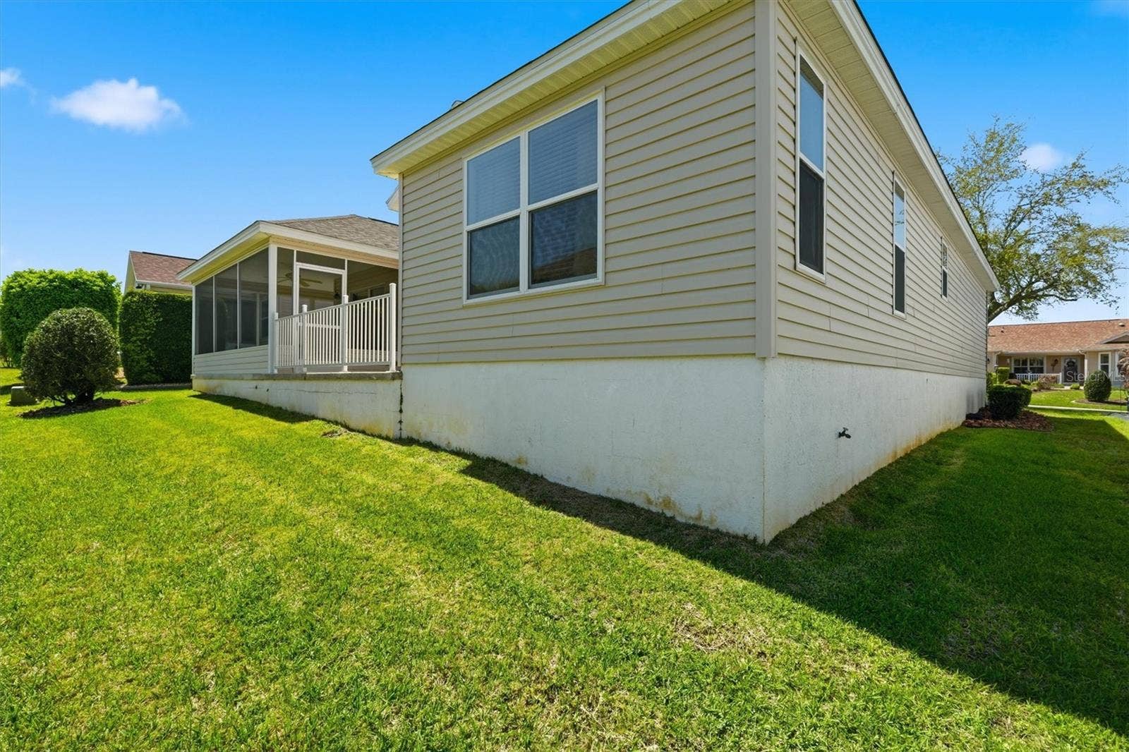 1563 EASTOVER TERRACE, The Villages, FL 32162 1563 EASTOVER TERRACE, The Villages, FL 32162
