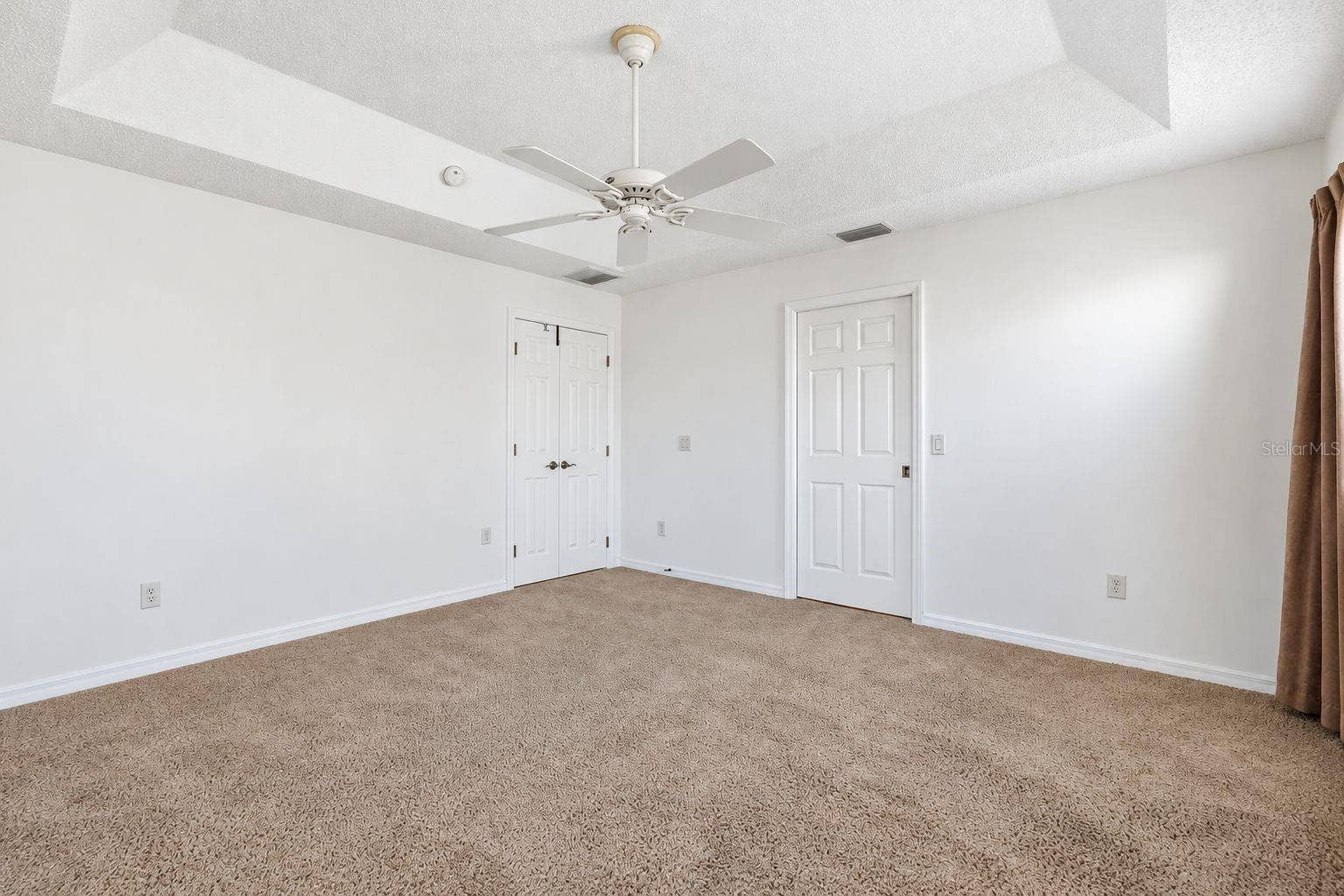 1563 EASTOVER TERRACE, The Villages, FL 32162 Primary Bedroom