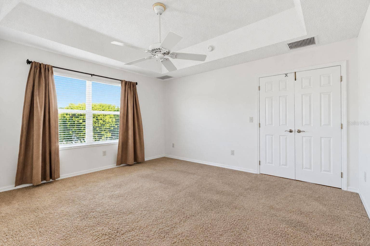 1563 EASTOVER TERRACE, The Villages, FL 32162 Primary Bedroom