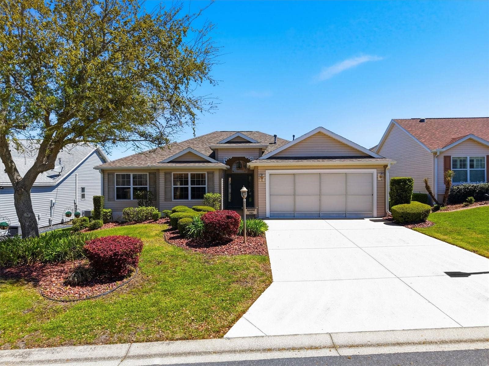 1563 EASTOVER TERRACE, The Villages, FL 32162 1563 EASTOVER TERRACE, The Villages, FL 32162