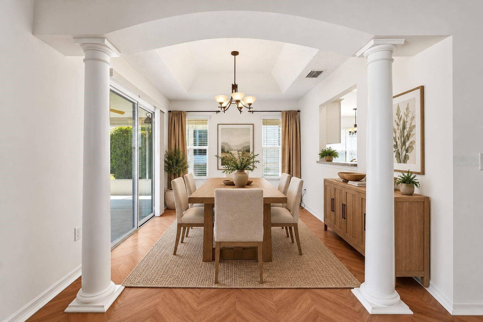 1563 EASTOVER TERRACE, The Villages, FL 32162 Virtually Staged Dinning Room