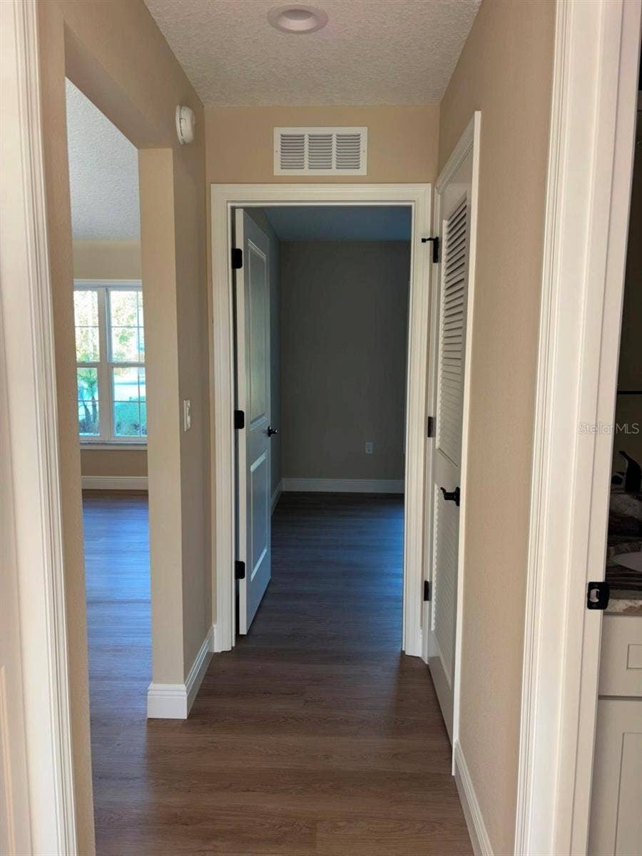8001 N GALENA AVENUE, Dunnellon, FL 34434