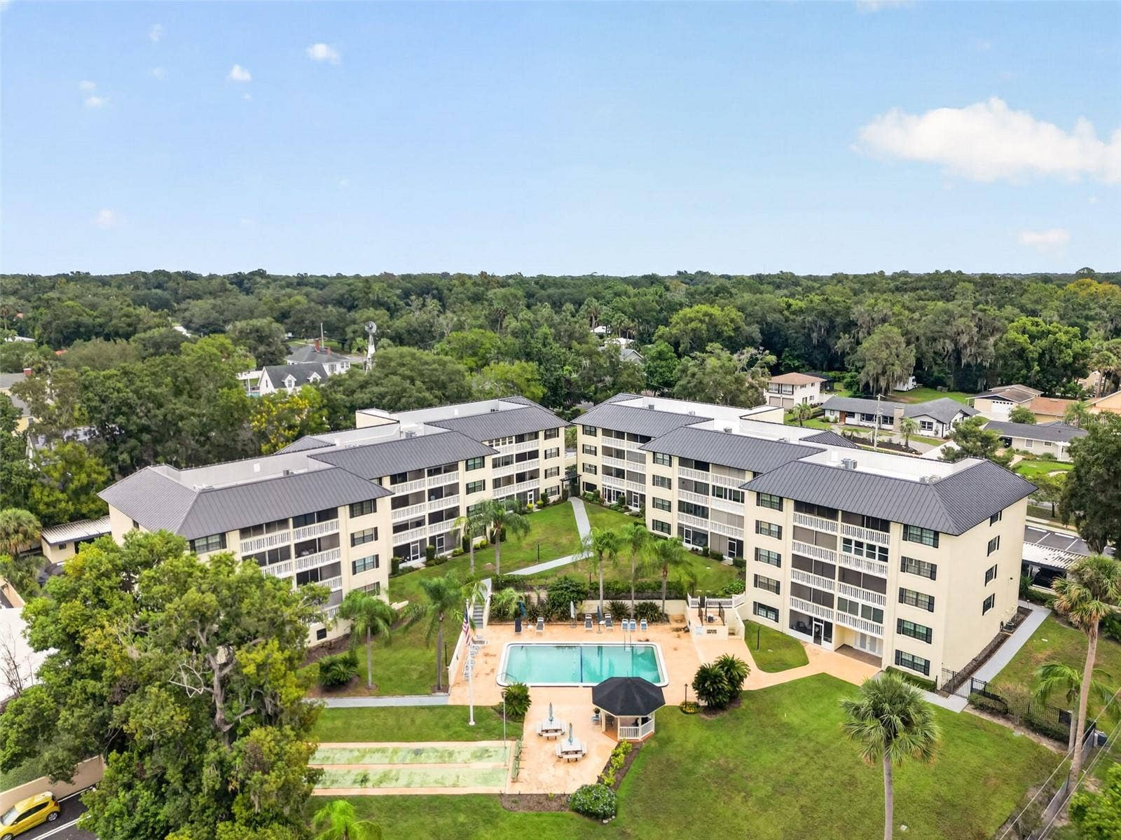 101 N GRANDVIEW STREET, #111, Mount Dora, FL 32757