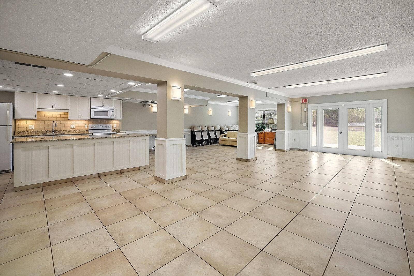 101 N GRANDVIEW STREET, #111, Mount Dora, FL 32757