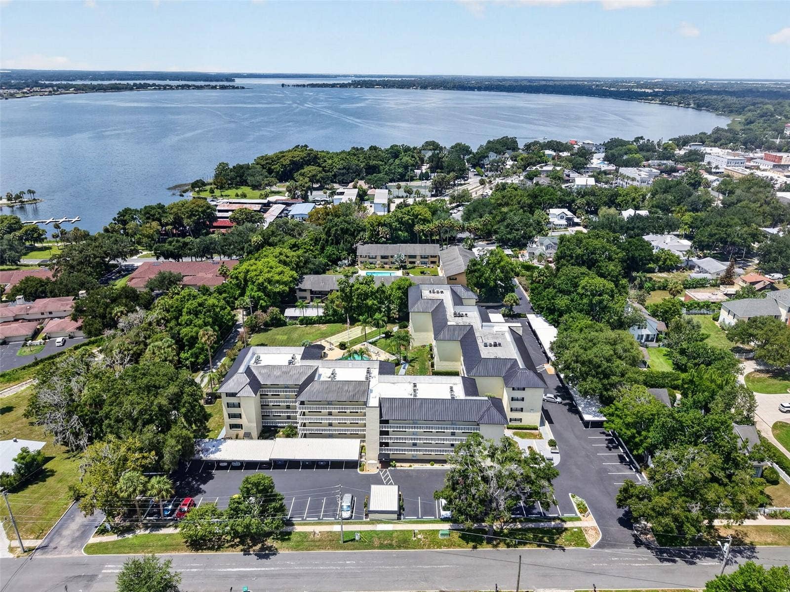 101 N GRANDVIEW STREET, #111, Mount Dora, FL 32757