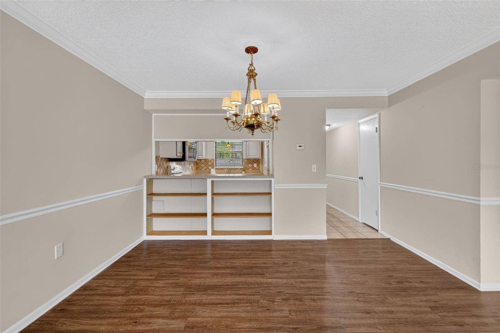 101 N GRANDVIEW STREET, #111, Mount Dora, FL 32757