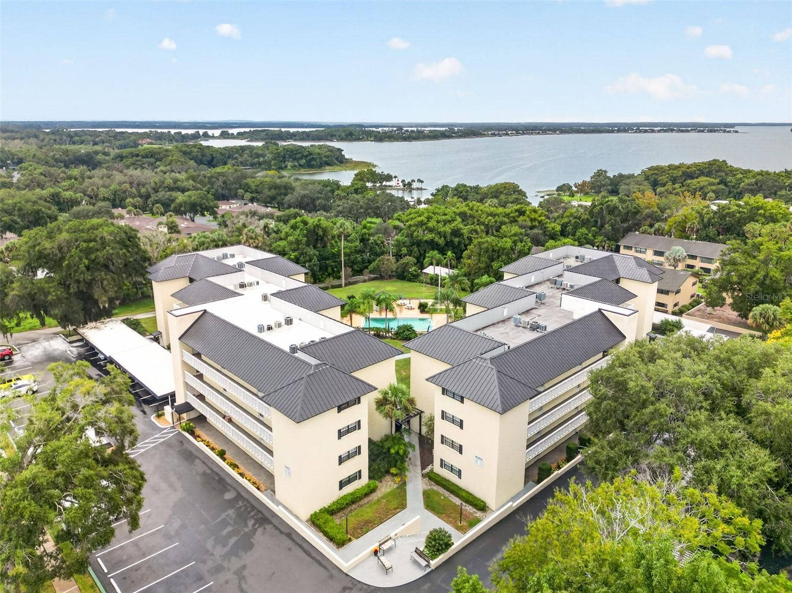 101 N GRANDVIEW STREET, #111, Mount Dora, FL 32757