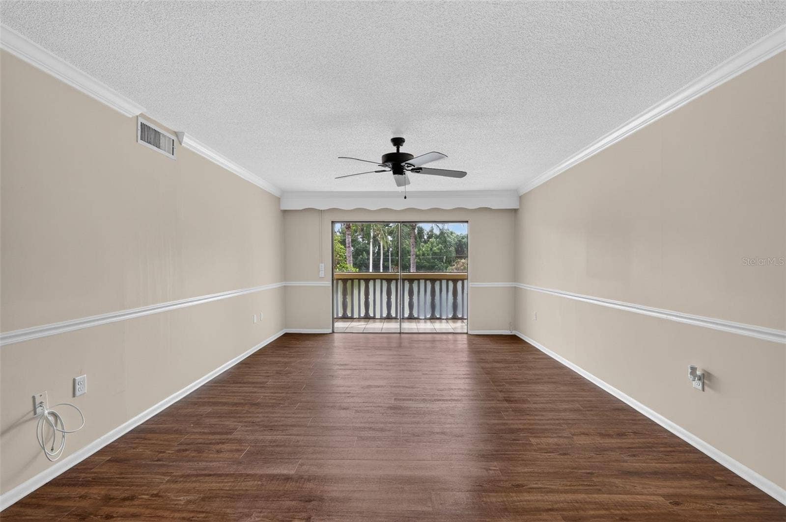 101 N GRANDVIEW STREET, #111, Mount Dora, FL 32757