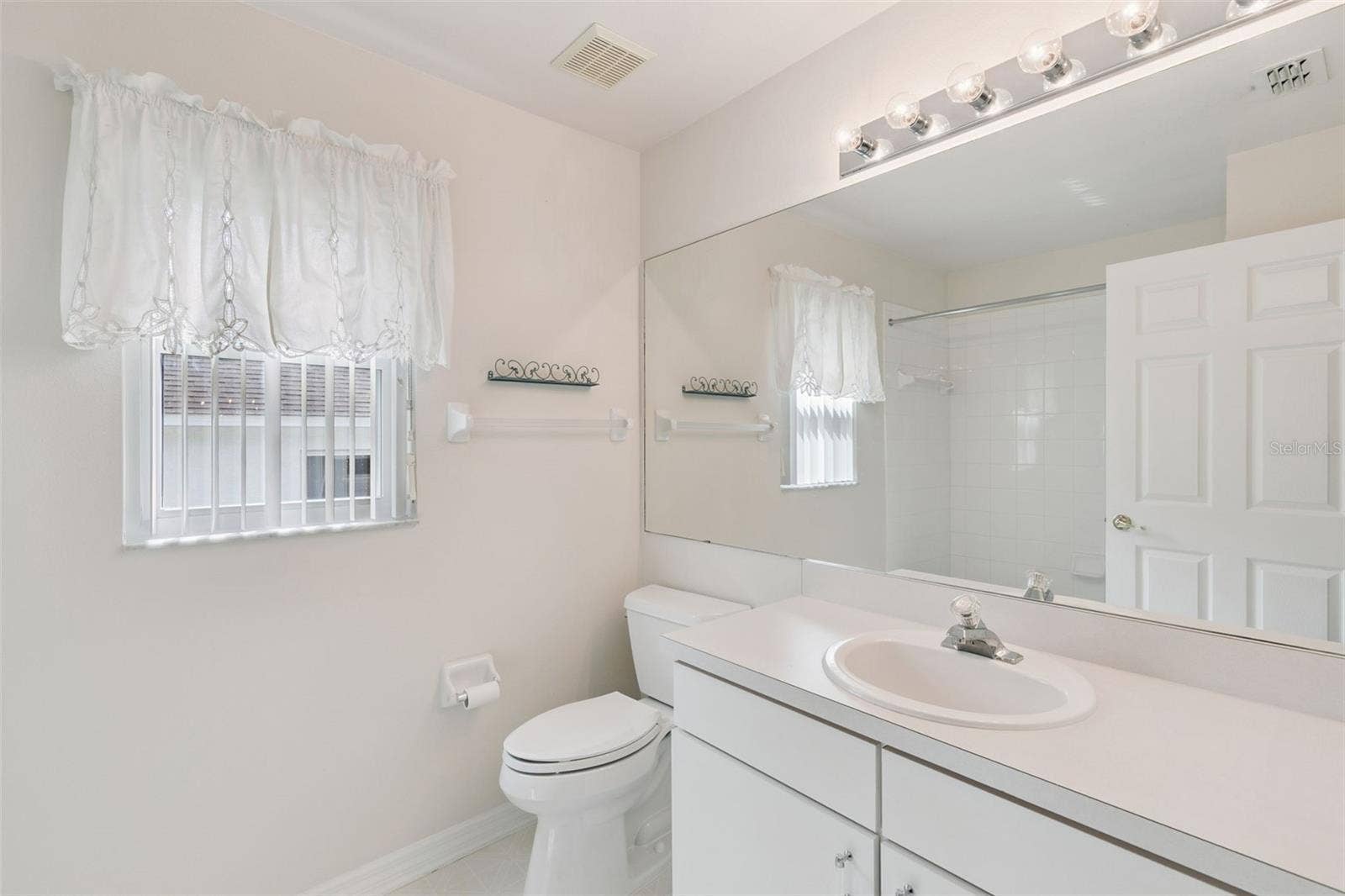 3777 EVERSHOLT STREET, Clermont, FL 34711 3777 EVERSHOLT STREET, Clermont, FL 34711
