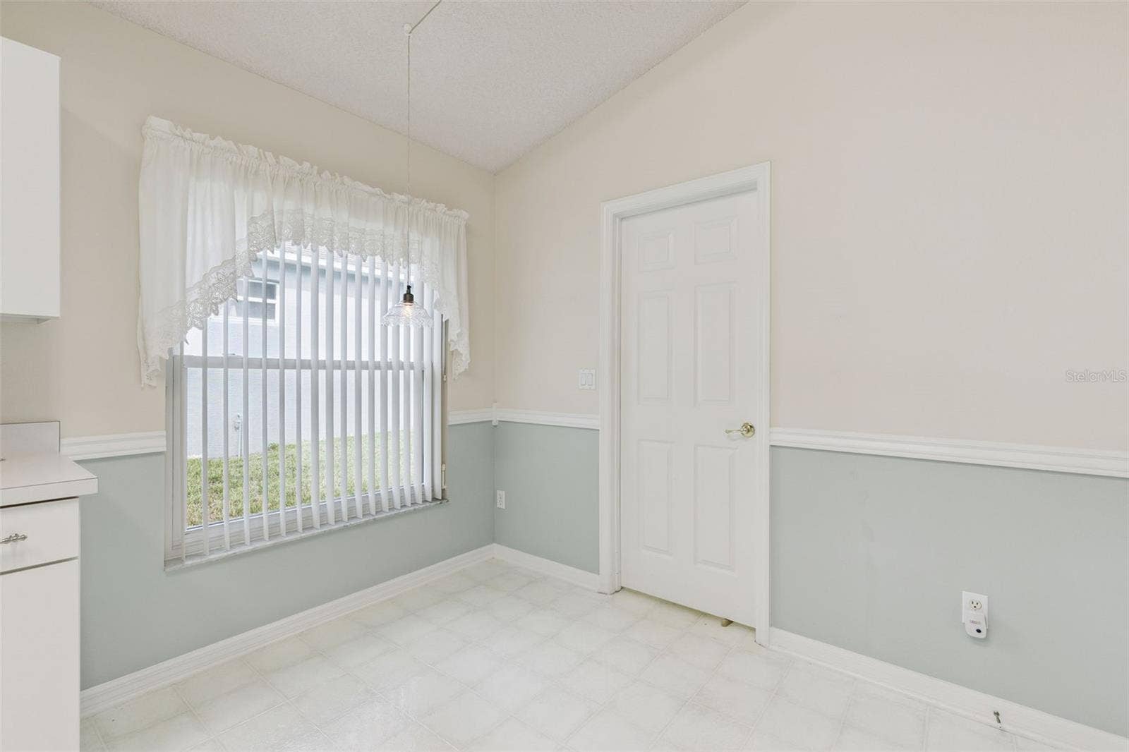 3777 EVERSHOLT STREET, Clermont, FL 34711 3777 EVERSHOLT STREET, Clermont, FL 34711