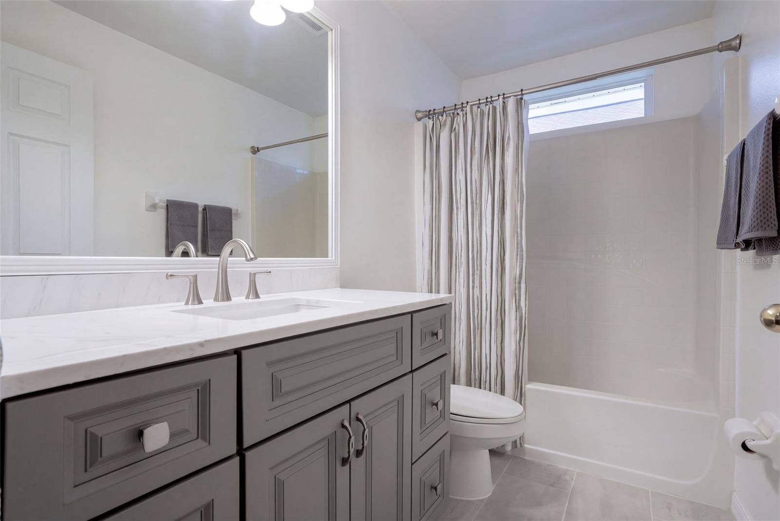 2nd Full Bathroom