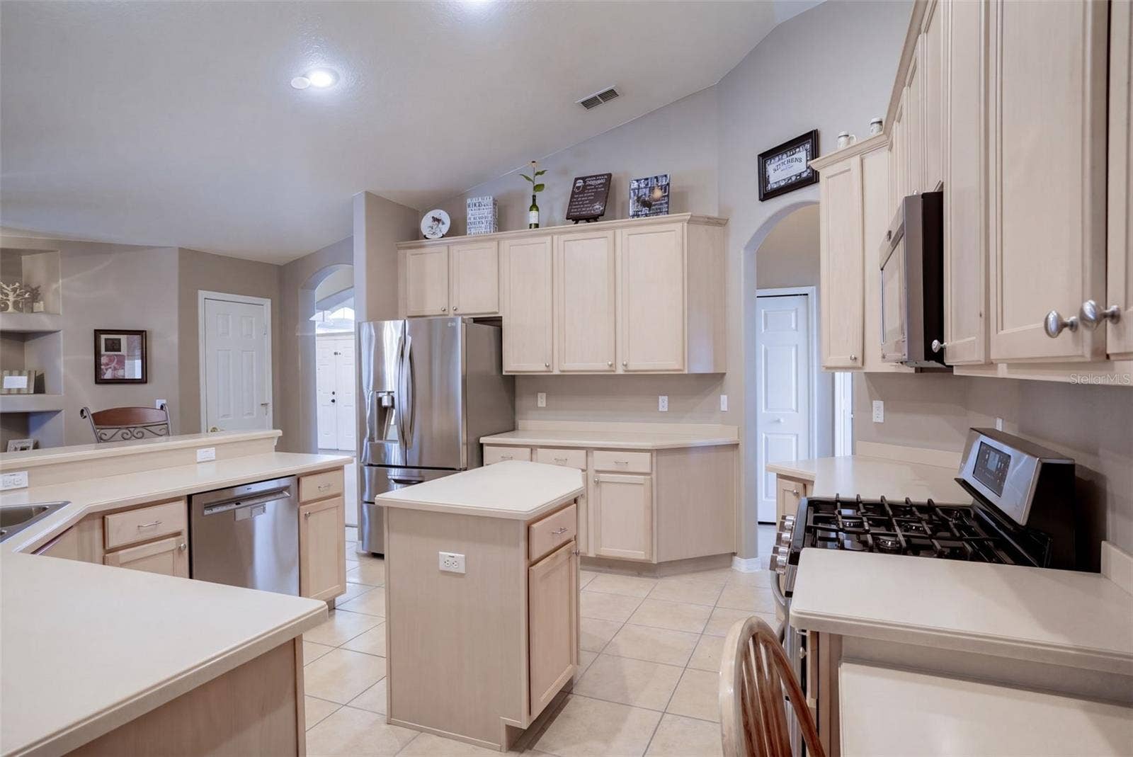 13021 LONG PINE TRAIL, Clermont, FL 34711 13021 LONG PINE TRAIL, Clermont, FL 34711