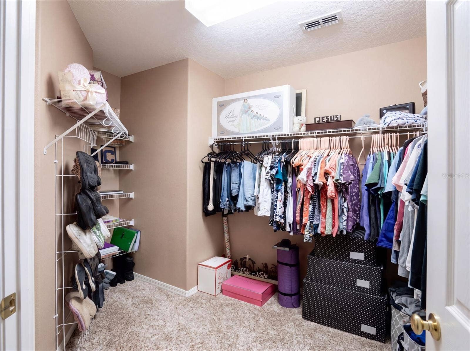 13021 LONG PINE TRAIL, Clermont, FL 34711 13021 LONG PINE TRAIL, Clermont, FL 34711