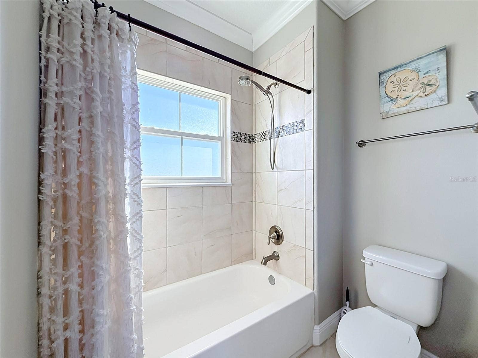 8460 MAGNIFICENT LANE, Groveland, FL 34736