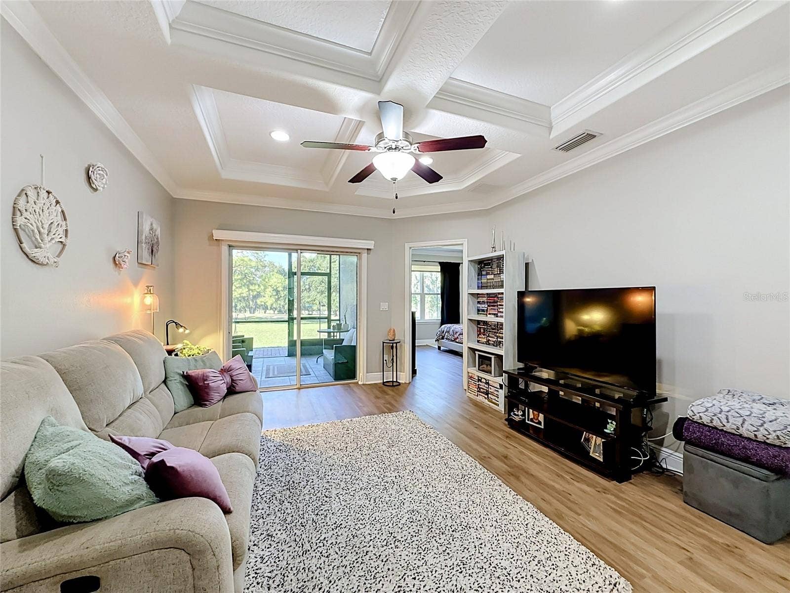 8460 MAGNIFICENT LANE, Groveland, FL 34736