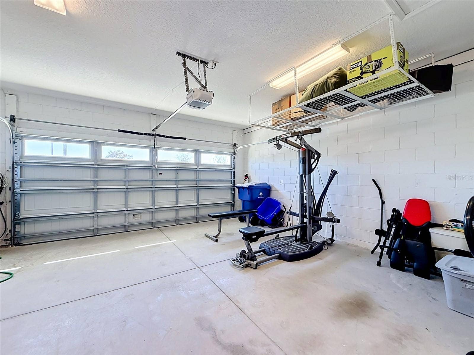 8460 MAGNIFICENT LANE, Groveland, FL 34736