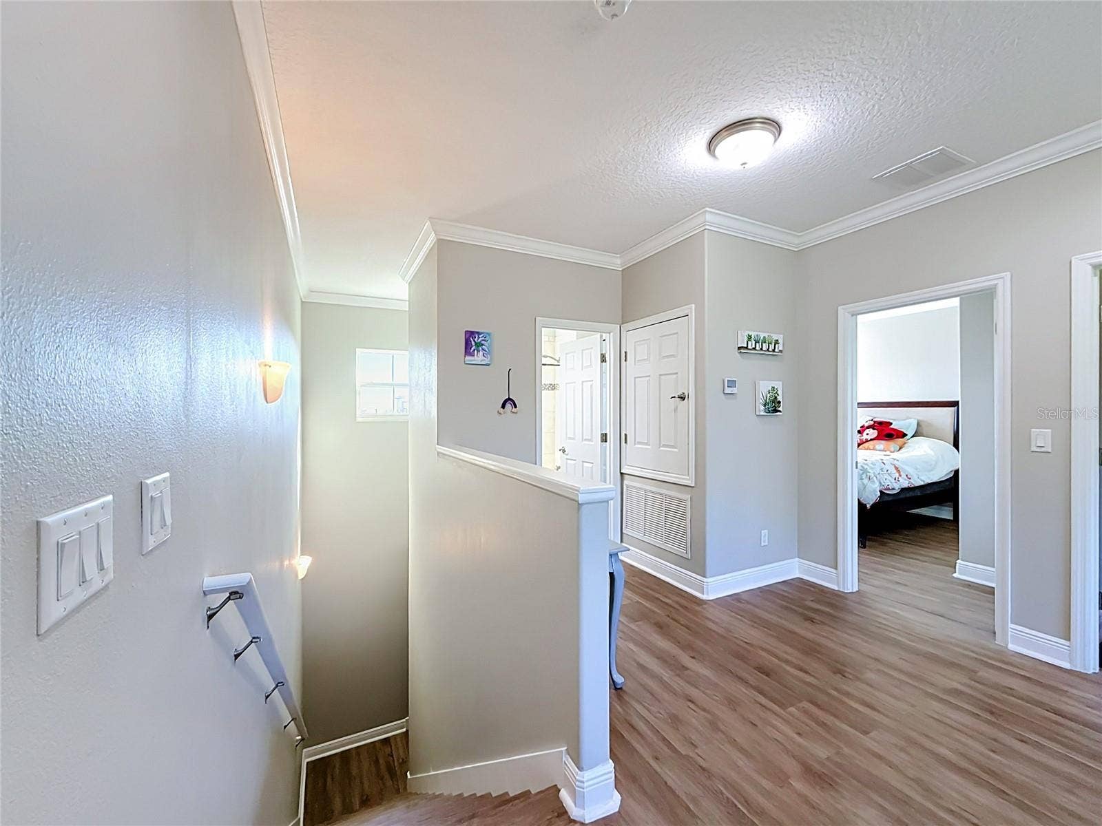 8460 MAGNIFICENT LANE, Groveland, FL 34736