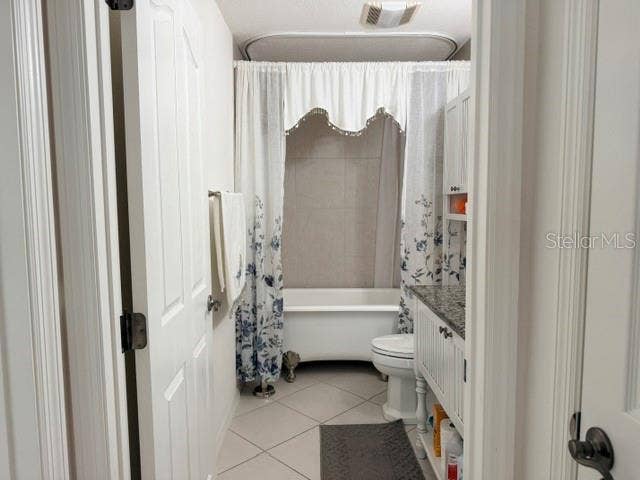 Guest Bath with clawfoot tub