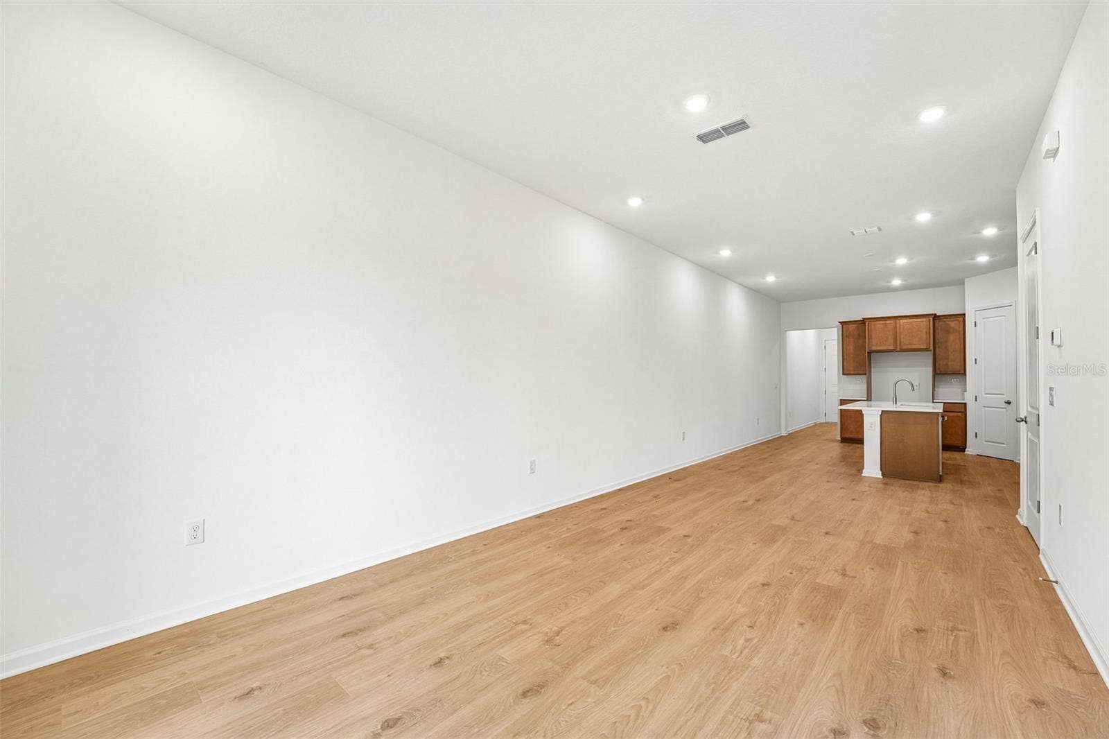 Jacksonville, FL 32256 Jacksonville, FL 32256