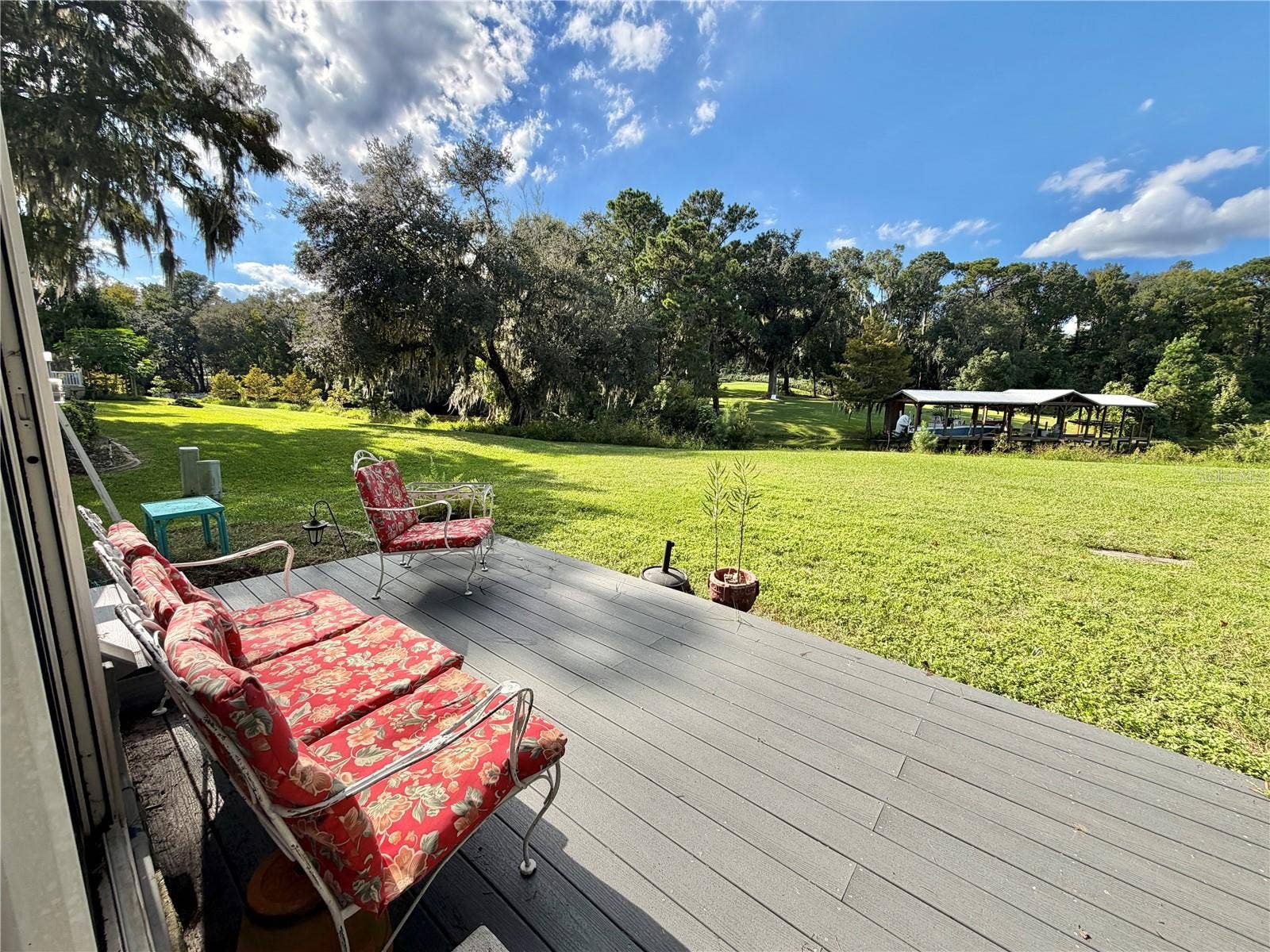 107 ROYAL PALM DRIVE, Leesburg, FL 34748