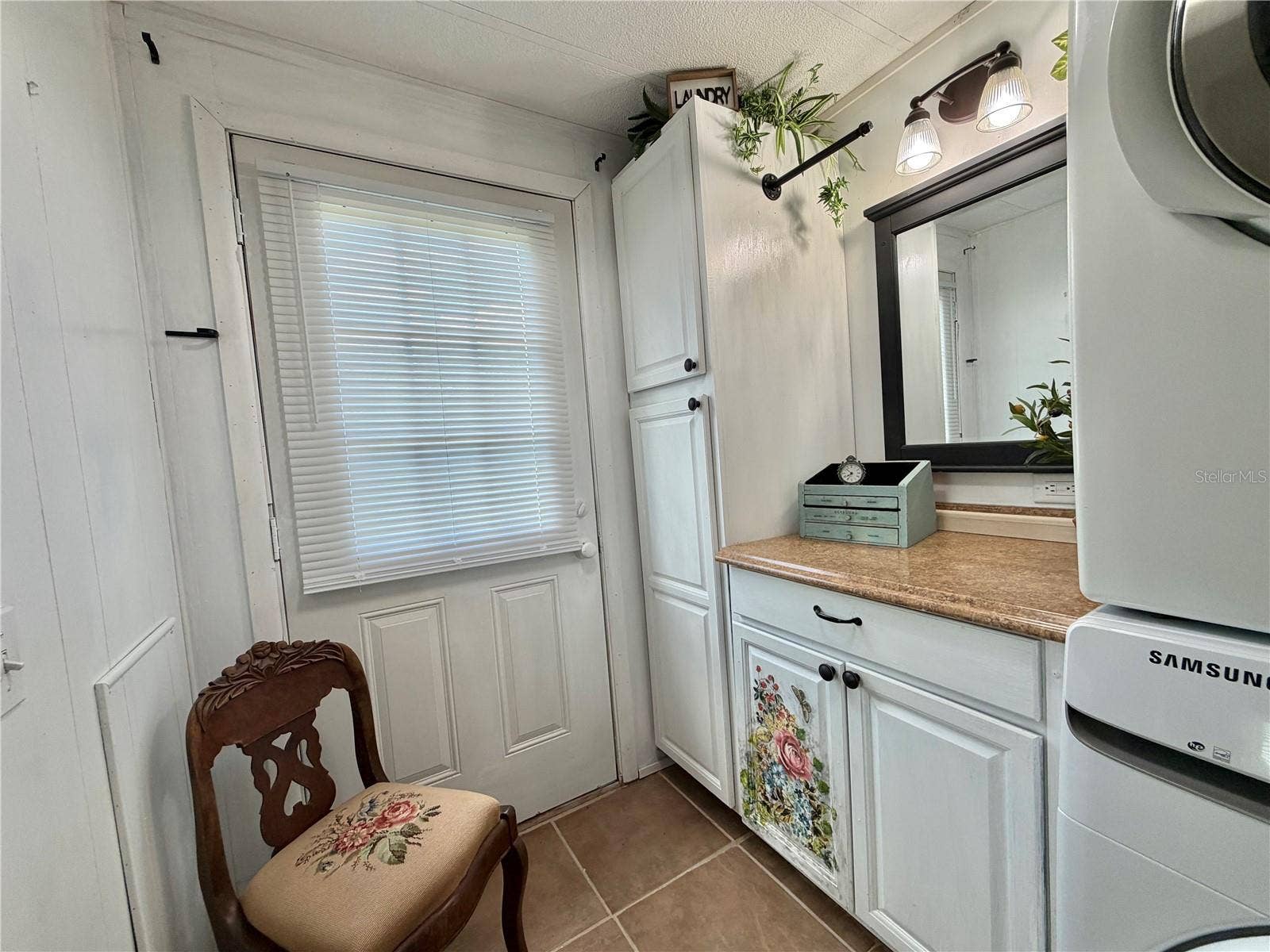 107 ROYAL PALM DRIVE, Leesburg, FL 34748
