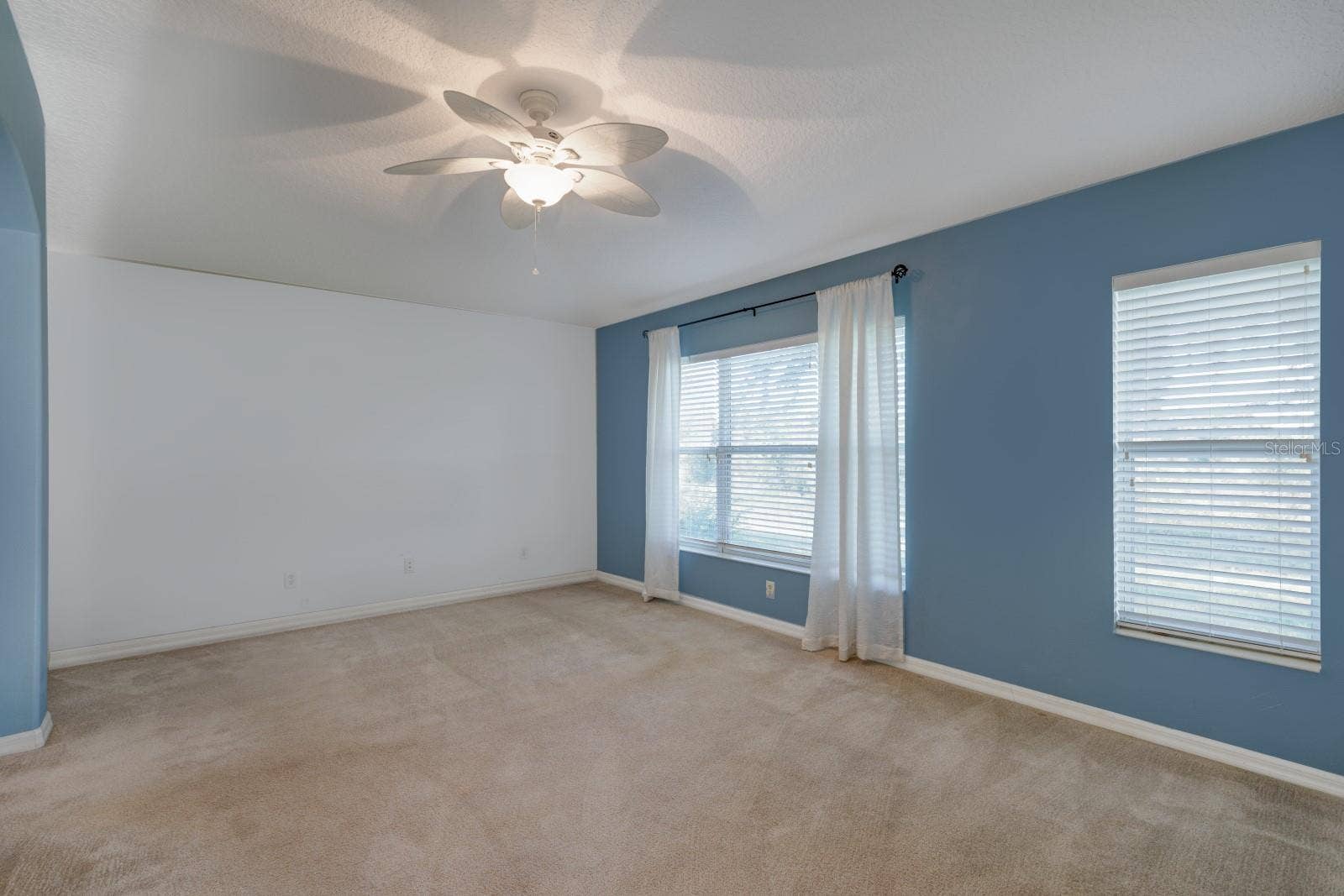 5703 ILLUMINATION LANE, Leesburg, FL 34748