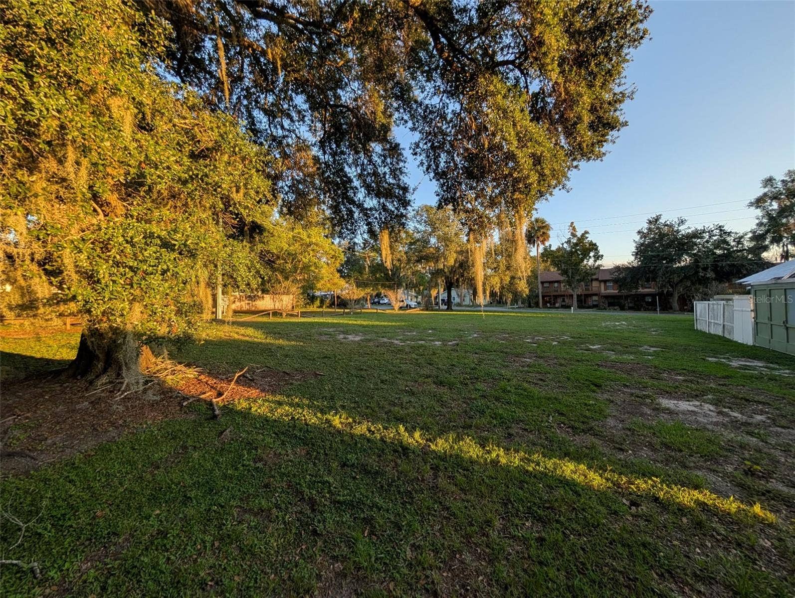 731 LIBERTY AVENUE, Mount Dora, FL 32757 731 LIBERTY AVENUE, Mount Dora, FL 32757