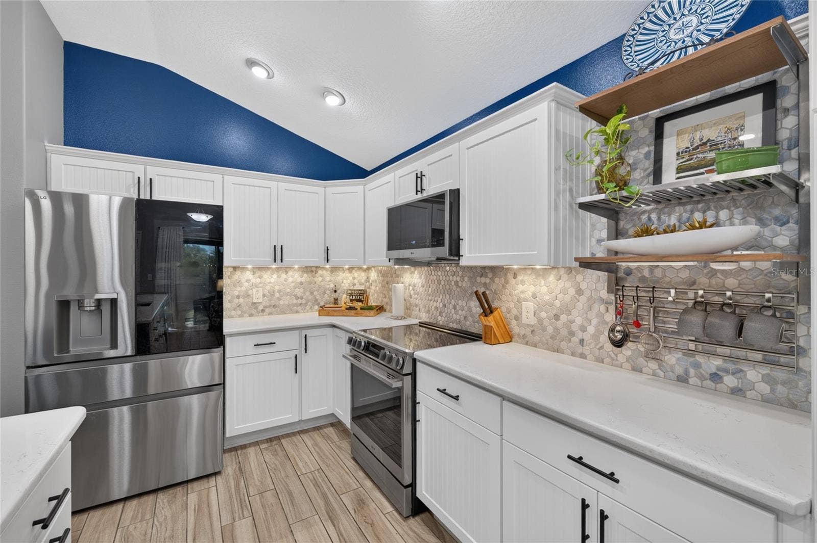 800 COLEMAN DRIVE, The Villages, FL 32163 800 COLEMAN DRIVE, The Villages, FL 32163
