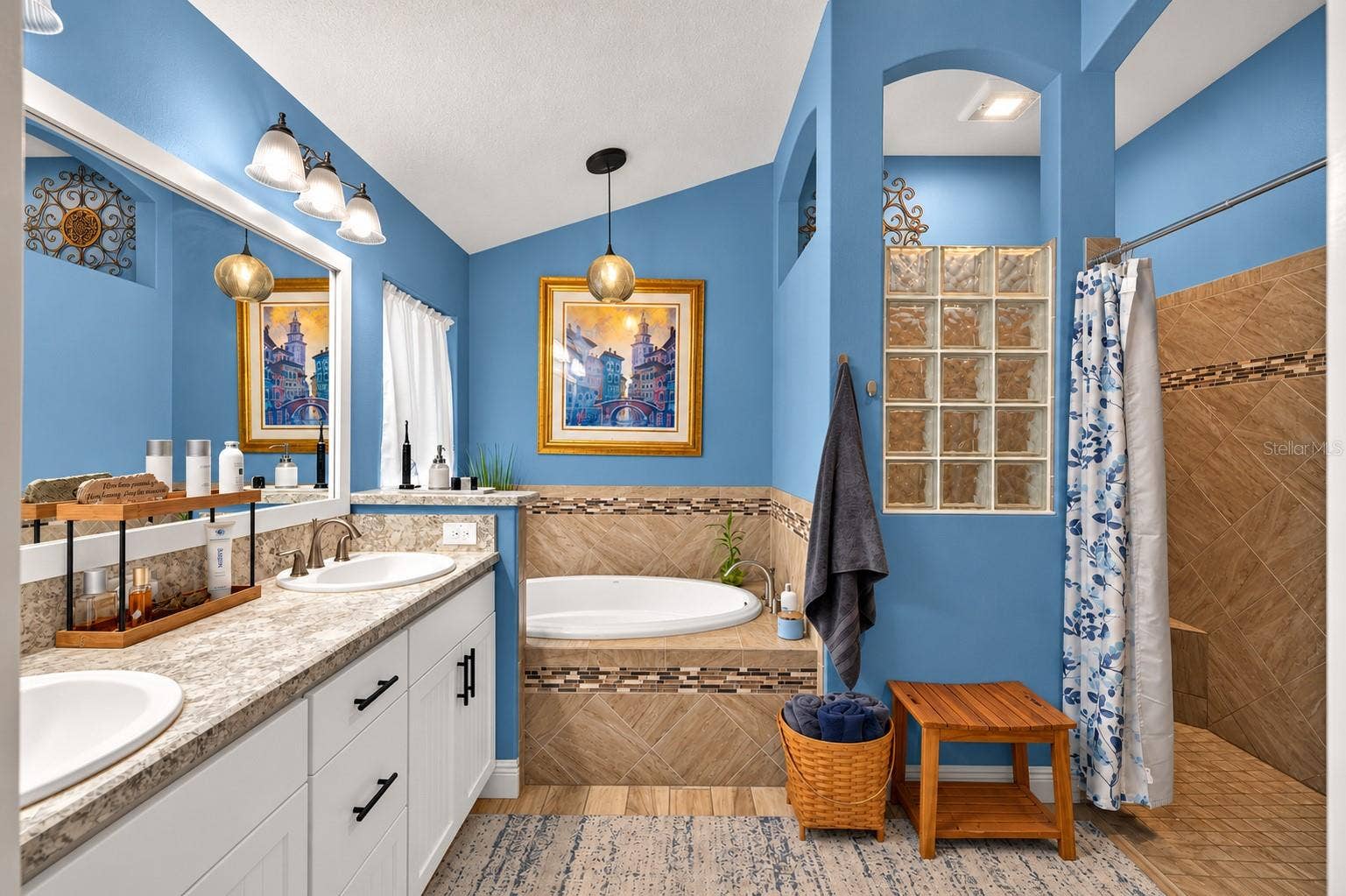 800 COLEMAN DRIVE, The Villages, FL 32163 800 COLEMAN DRIVE, The Villages, FL 32163
