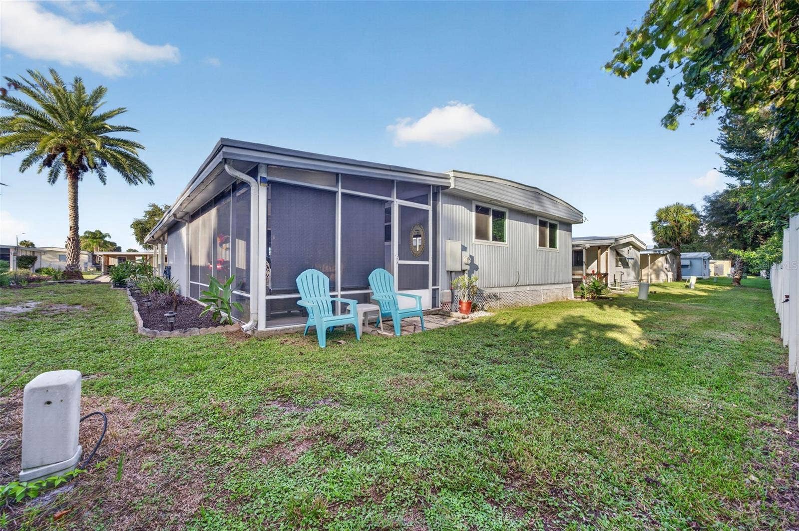 222 PARADISE S, Leesburg, FL 34788 222 PARADISE S, Leesburg, FL 34788