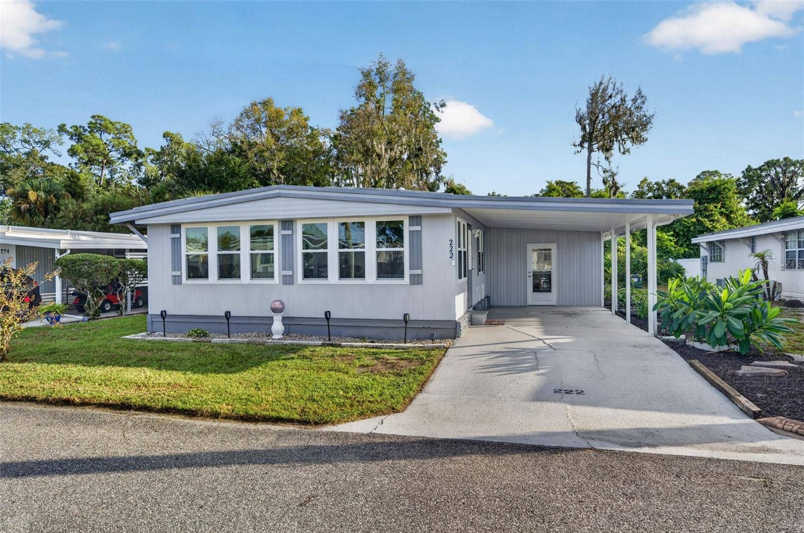 222 PARADISE S, Leesburg, FL 34788 222 PARADISE S, Leesburg, FL 34788