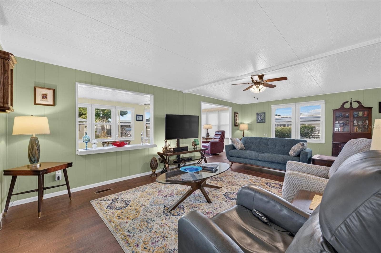 222 PARADISE S, Leesburg, FL 34788 222 PARADISE S, Leesburg, FL 34788
