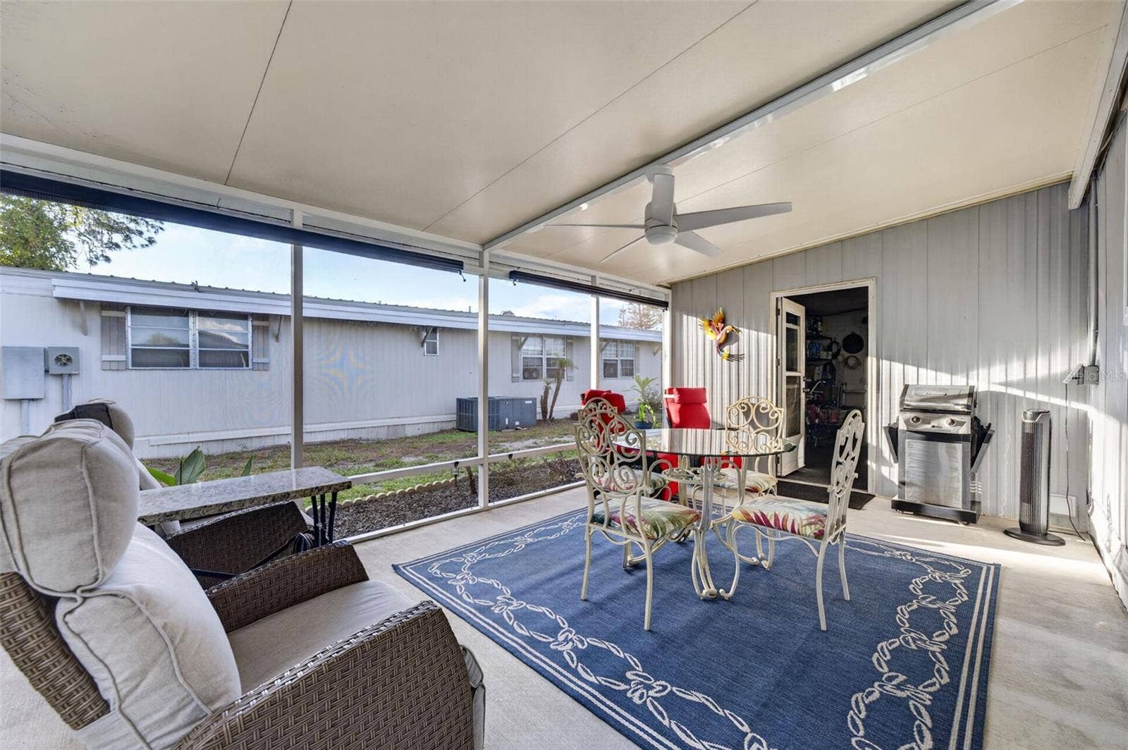 222 PARADISE S, Leesburg, FL 34788 222 PARADISE S, Leesburg, FL 34788