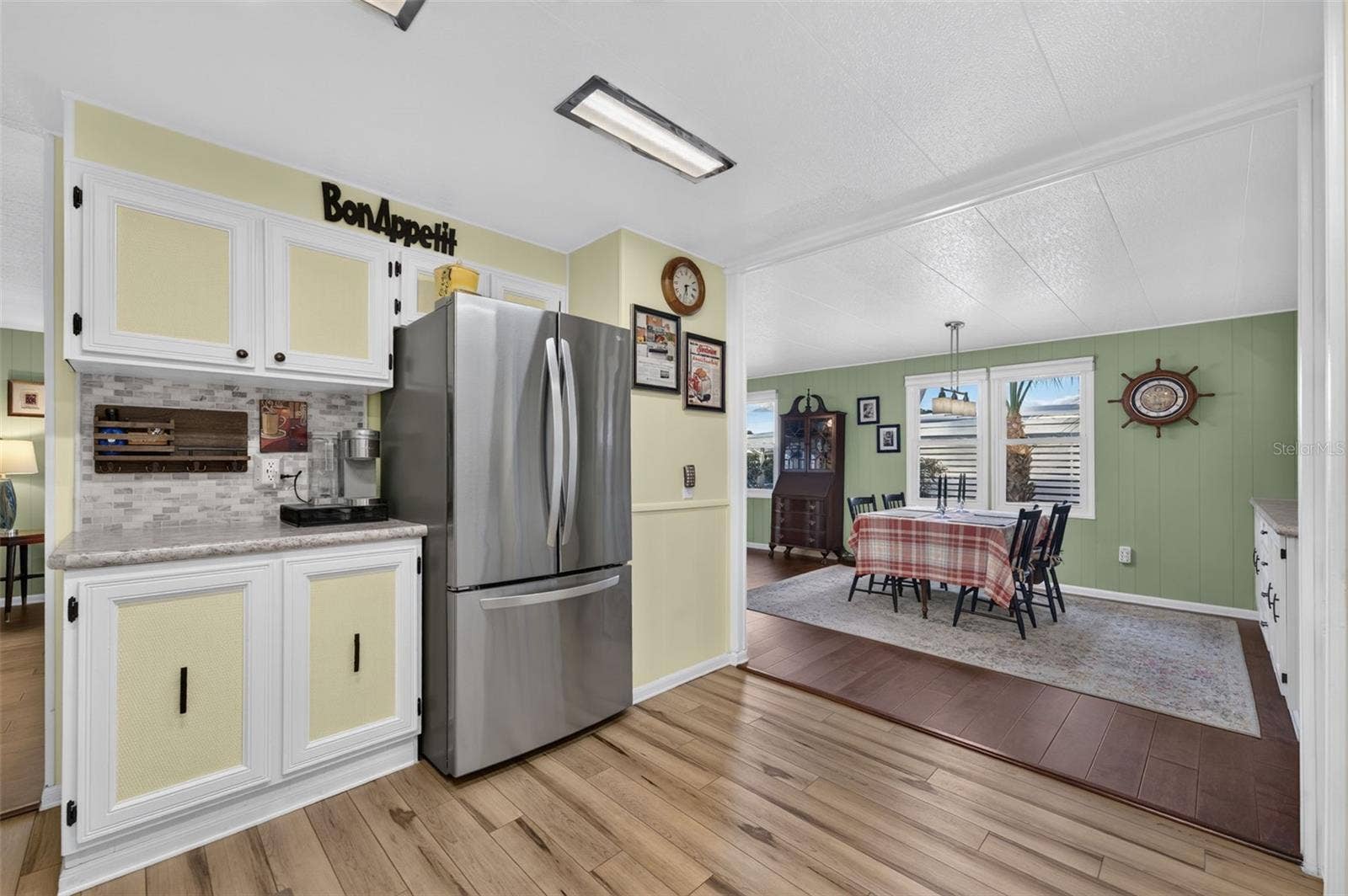 222 PARADISE S, Leesburg, FL 34788 222 PARADISE S, Leesburg, FL 34788